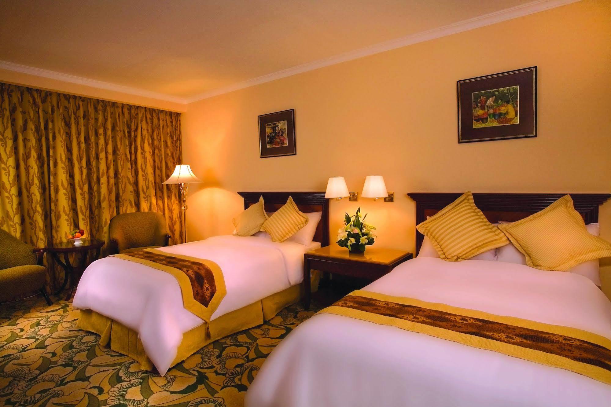 Aston Tropicana Hotel Bandung Zewnętrze zdjęcie