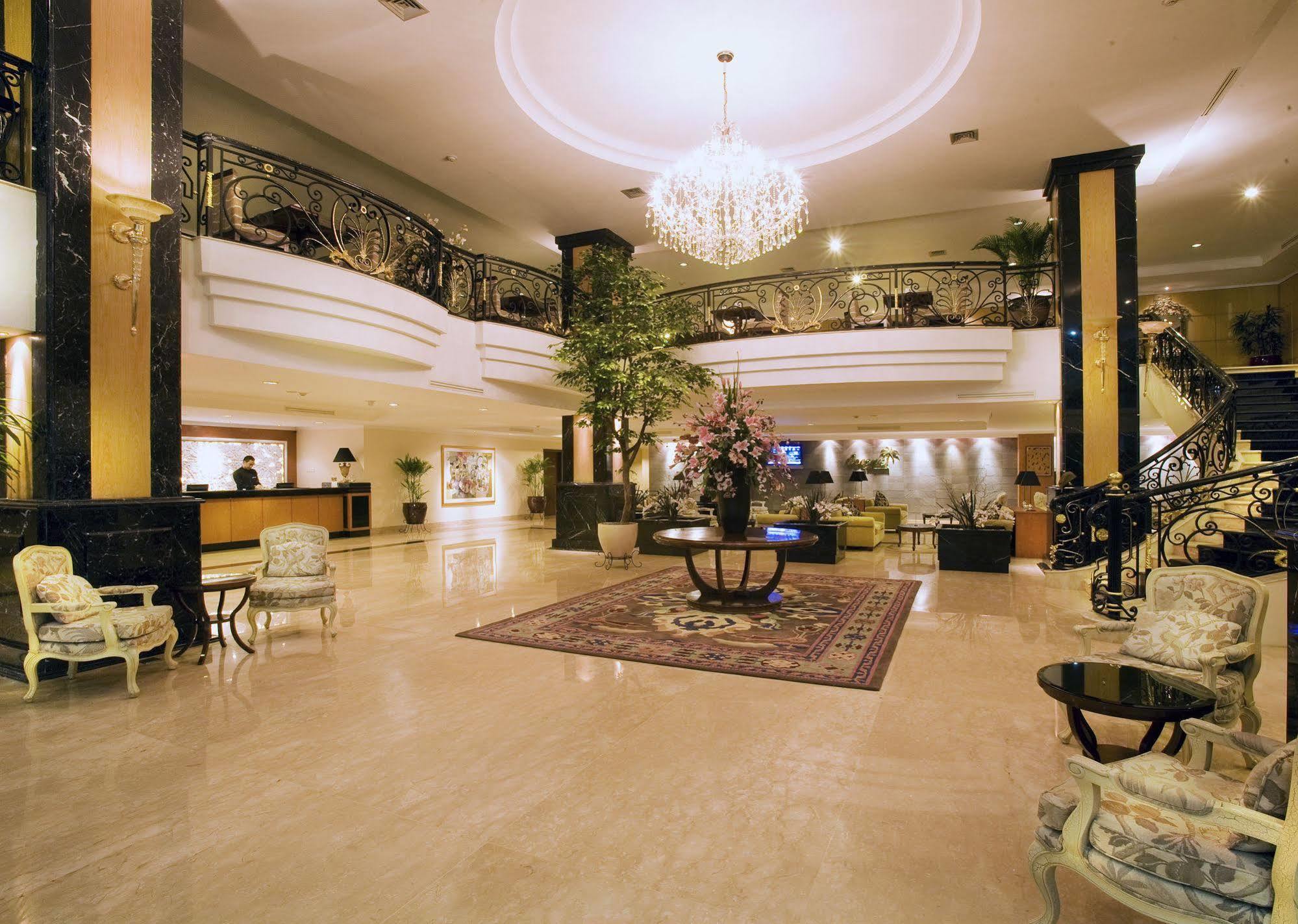 Aston Tropicana Hotel Bandung Zewnętrze zdjęcie