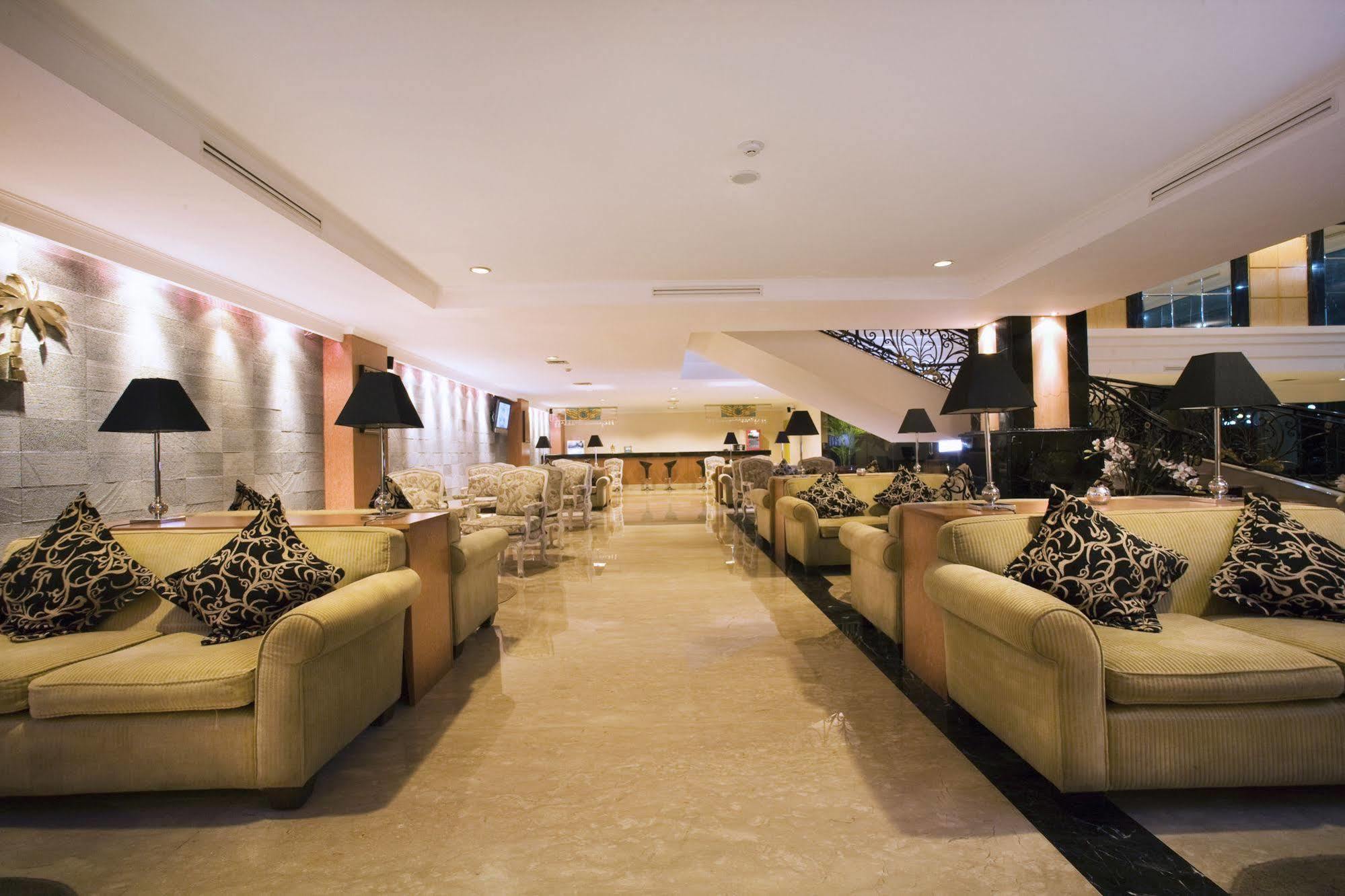 Aston Tropicana Hotel Bandung Zewnętrze zdjęcie